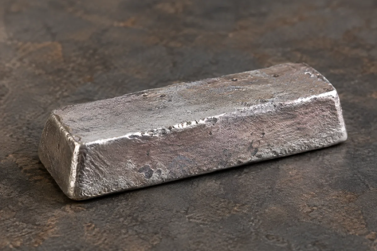 Bismuth — illustrative material view